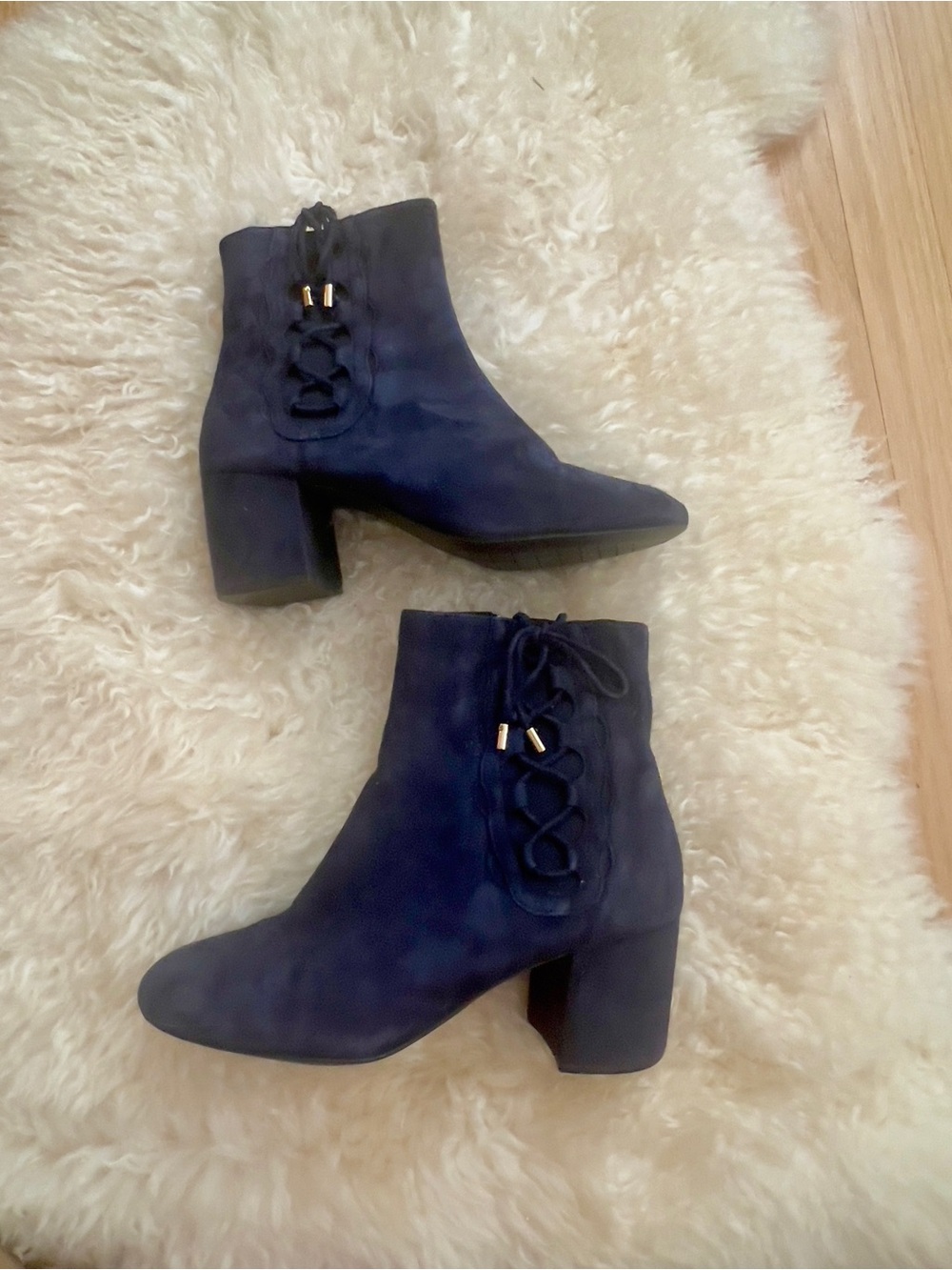 NWOT Cole Haan Navy Suede Leah Ankle Bootie size 8